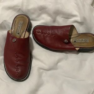 Brighton Red Pebbled Leather Mules Size 8.5